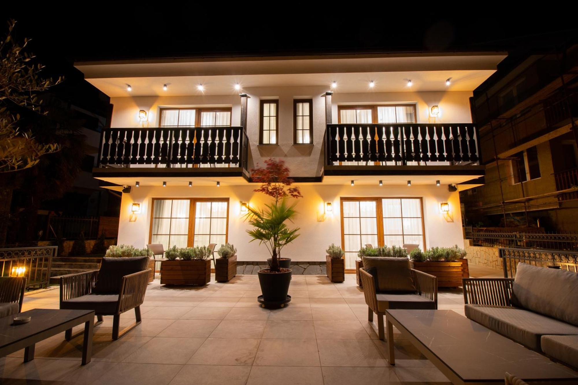 Villa & Spa Chunarot オフリド エクステリア 写真