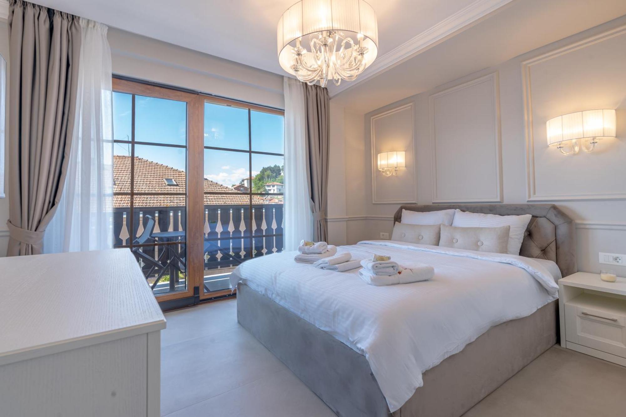 Villa & Spa Chunarot オフリド エクステリア 写真